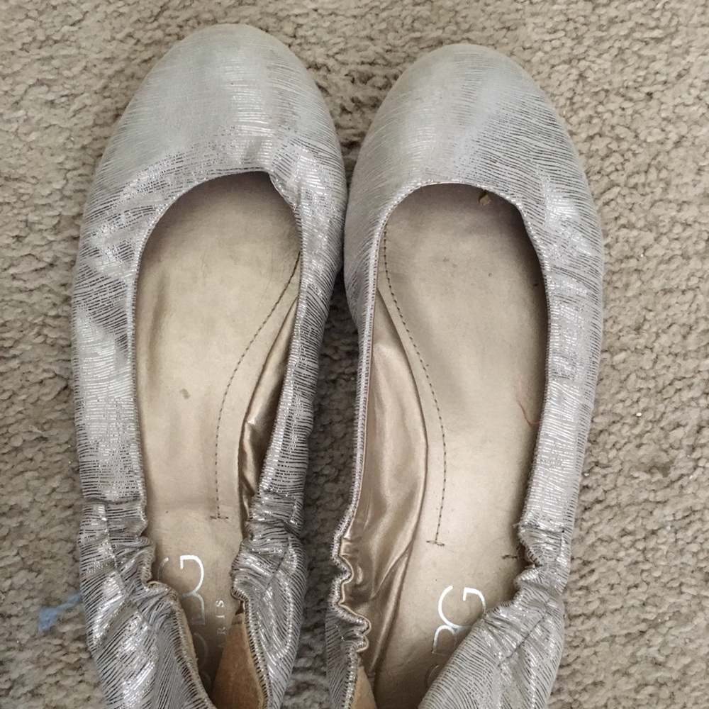Metallic ballet flats
